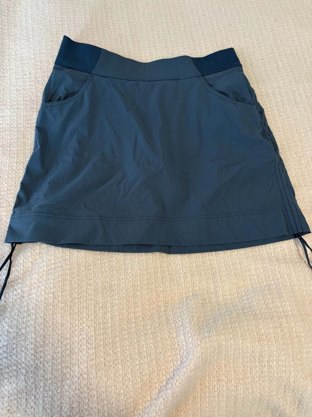 Columbia Women's Omni-Shield Anytime Casual Skort Size Medium Dark Gray